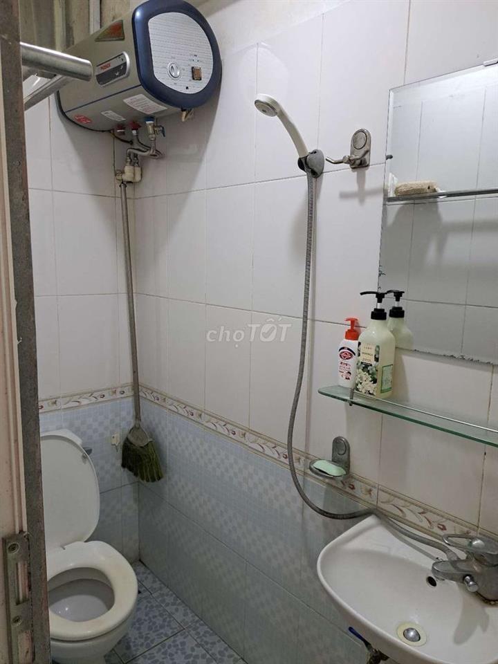 có phòng trọ độc thân cho thuê khu vực gần hồ tây