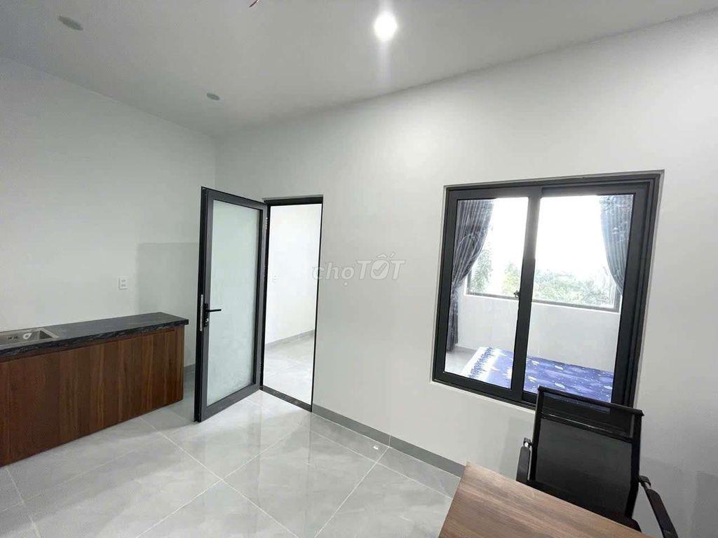 Phòng full nội thất gần Đông Á, khu FPT