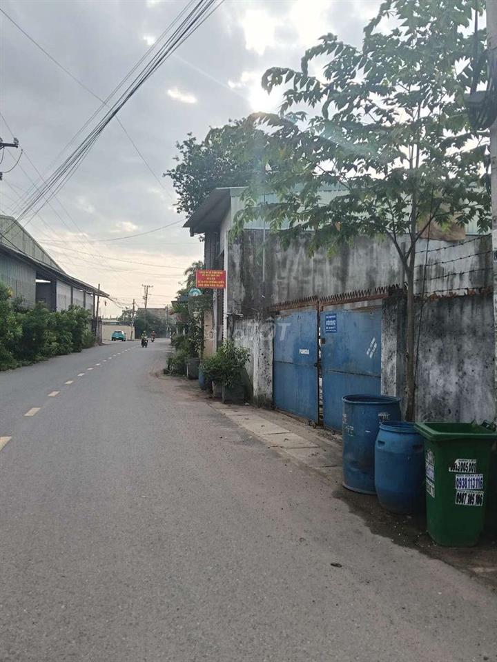 Cần Bán Gấp Nhà Xưởng 