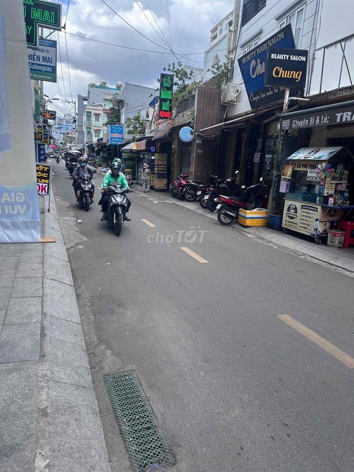 mặt bằng kinh doanh phan văn hân
