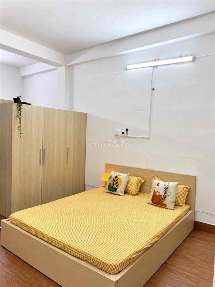 Cho thuê phòng ngay Công Viên An Sương - Ban công to thoáng mát