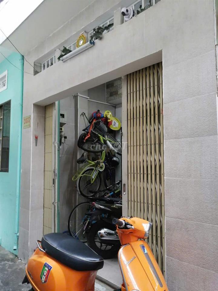 Nhà kiệt Lê Duẩn ủy ban Tân Chính cũ