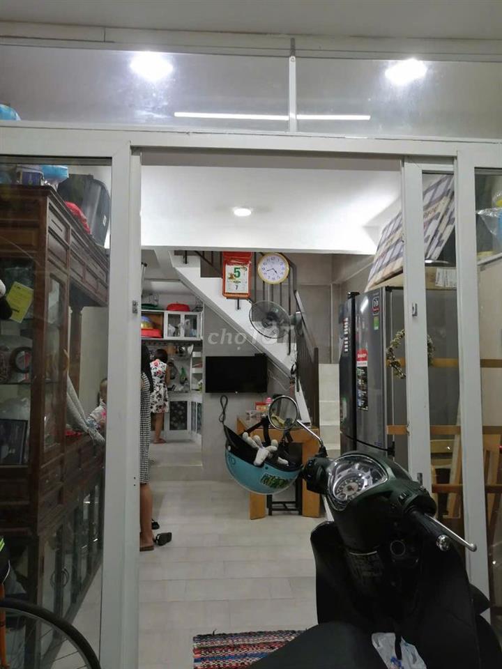 Nhà kiệt Lê Duẩn ủy ban Tân Chính cũ