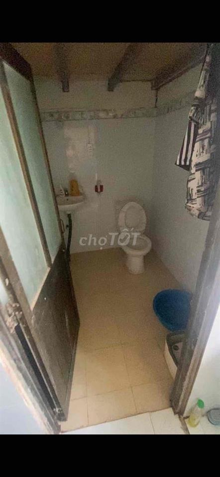 Phòng trống vào ở ngay 2tr5/tháng