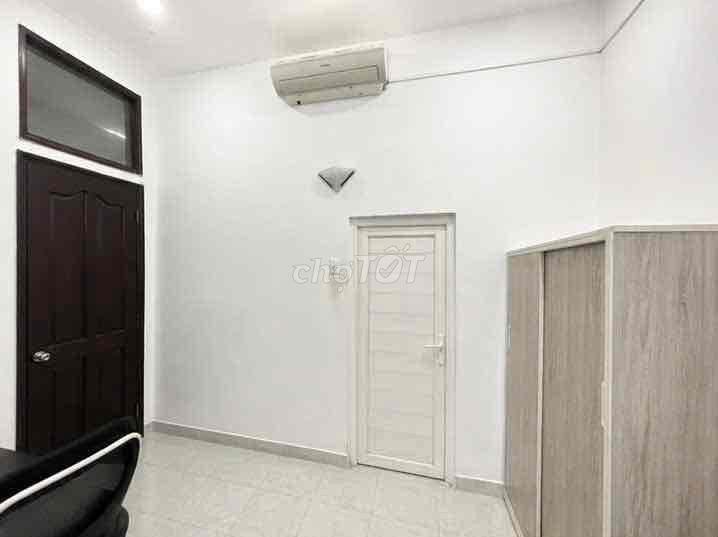 CHO THUÊ CHDV TRỆT - LỐI ĐI RIÊNG - 3PN - PK - BẾP - MÁY GIẶT RIÊNG