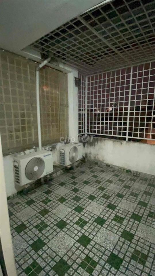 CHO THUÊ HẺM XE HƠI SÁT MT - TRỆT 4 LẦU - CẢI TẠO 9P CỌC 3TT1 -