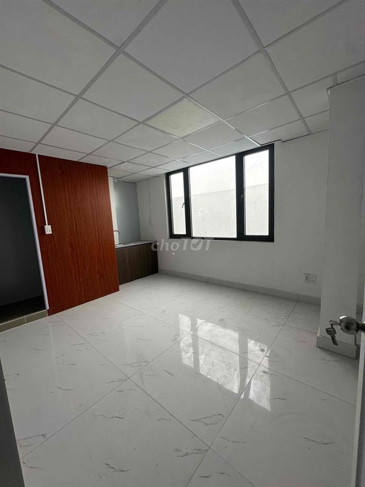 CHDV GẦN CHỢ CẦU GẦN LÊ ĐỨC THỌ - 2TR8 - 3TR THANG MÁY  HẦM XE - OTO