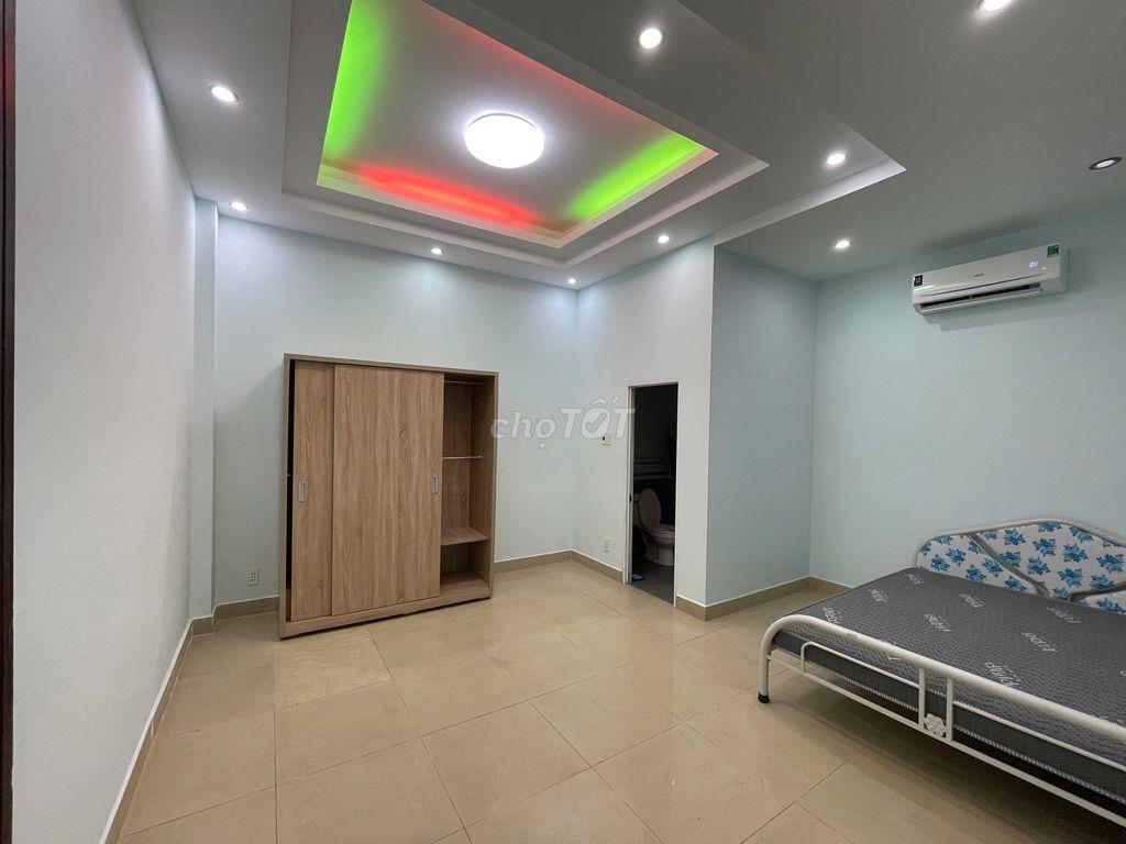Cho Thuê [hoặc Bán] Q7 Ngang 6m Huỳnh Tấn Phát - Thu Sẵn 30Tr/Tháng