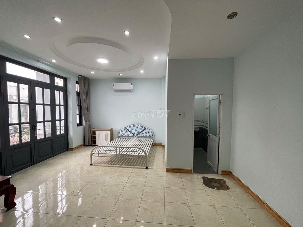 Cho Thuê [hoặc Bán] Q7 Ngang 6m Huỳnh Tấn Phát - Thu Sẵn 30Tr/Tháng