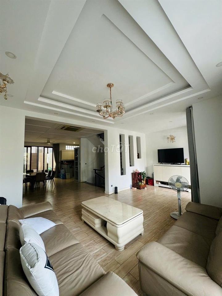 Cho Thuê Biệt Thự Nam Thông PMH Q7 - 450m2, 5PN, Đường 20m