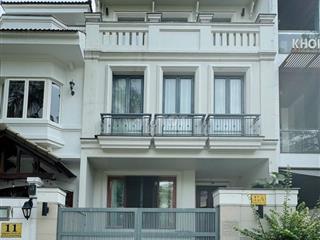 Cho Thuê Biệt Thự Nam Thông PMH Q7 - 450m2, 5PN, Đường 20m