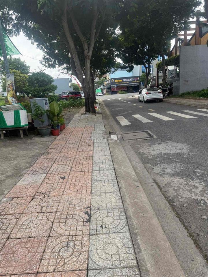 CHÍNH CHỦ CẦN BÁN GẤP ĐẤT MẶT TIỀN ĐƯỜNG khu dân cư 135