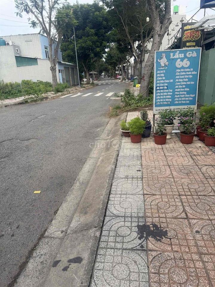 CHÍNH CHỦ CẦN BÁN GẤP ĐẤT MẶT TIỀN ĐƯỜNG khu dân cư 135
