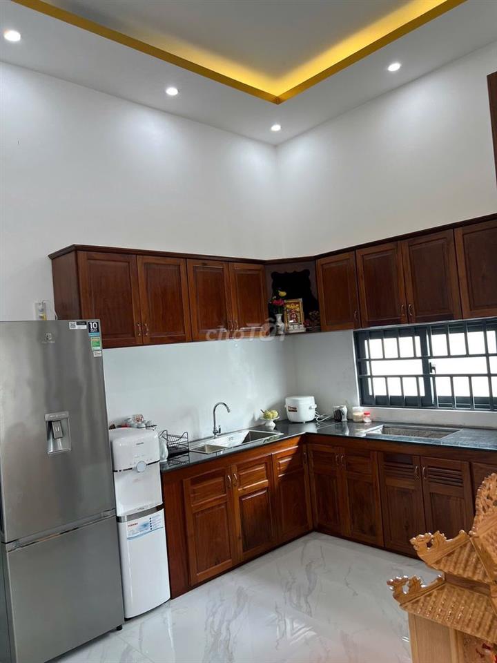 Cần bán nhà gần trung tâm quận Thốt Nốt