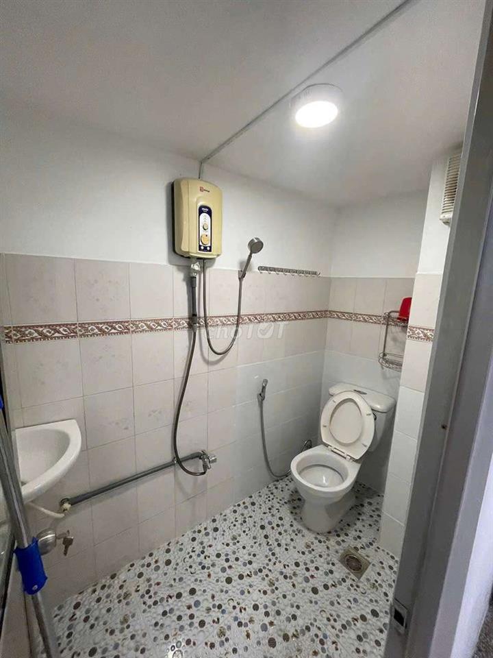 cần bán nhà như hình đang cho thuê có thu nhập 
