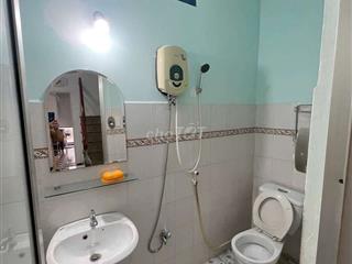 cần bán nhà như hình đang cho thuê có thu nhập 