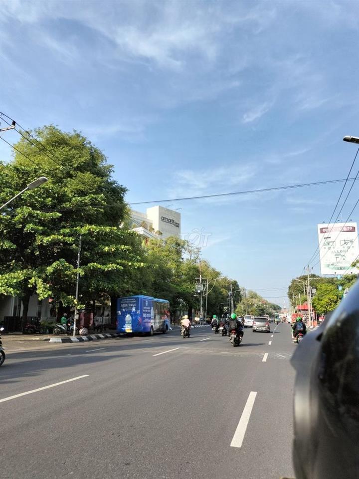 CẦN BÁN NHÀ MẶT TIỀN KINH DOANH ĐÀ NẴNG ĐƯỜNGT NGUYỄN CHÍ THANH