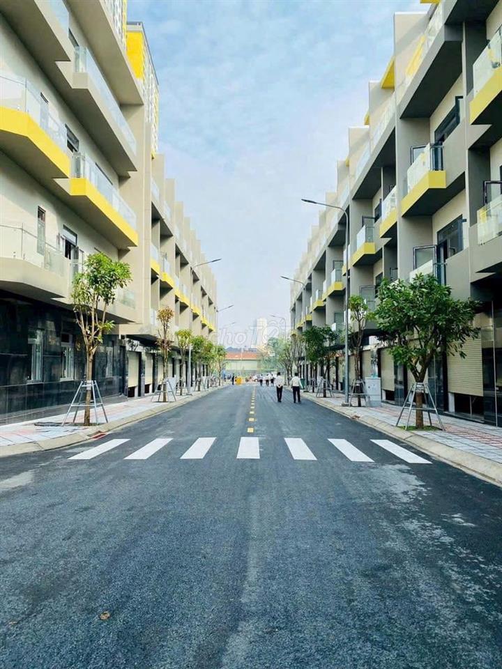 Nhà phố Bcons Uni Valley - chỉ với 9tỷ/căn !!!