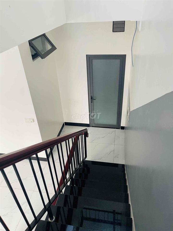 Bán nhà 65m2 đã hoàn thiện