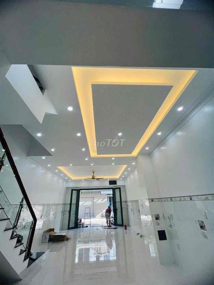 Bán nhà 65m2 đã hoàn thiện