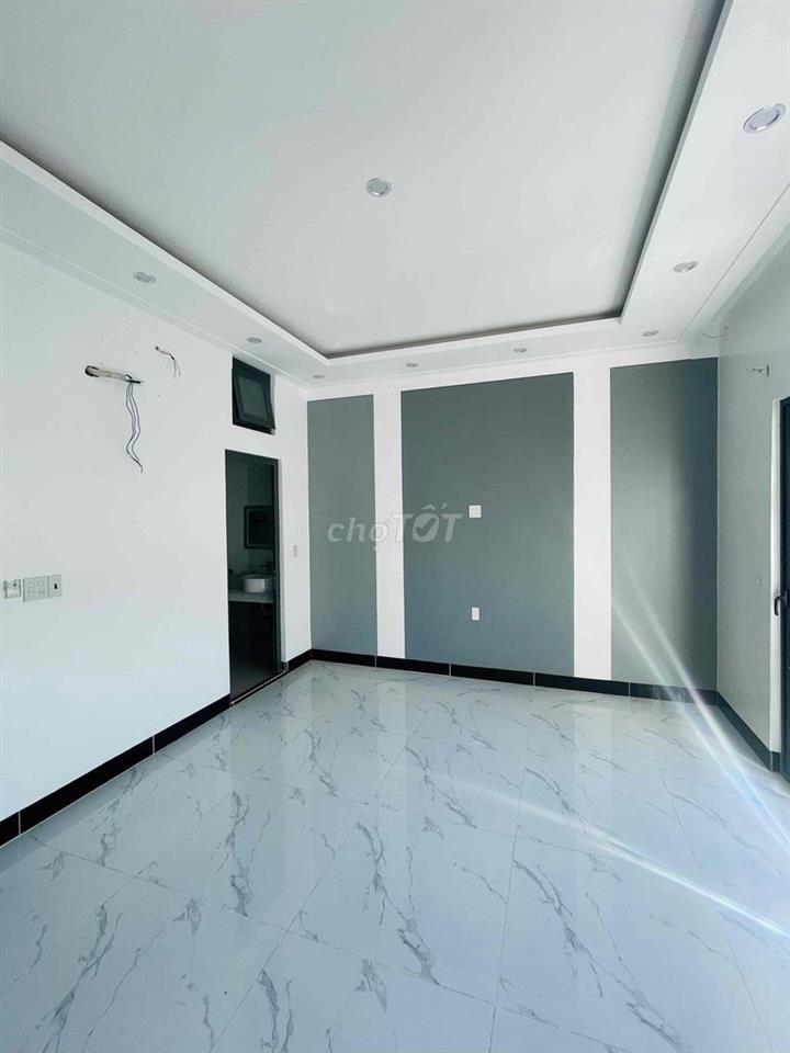 Bán nhà 65m2 đã hoàn thiện