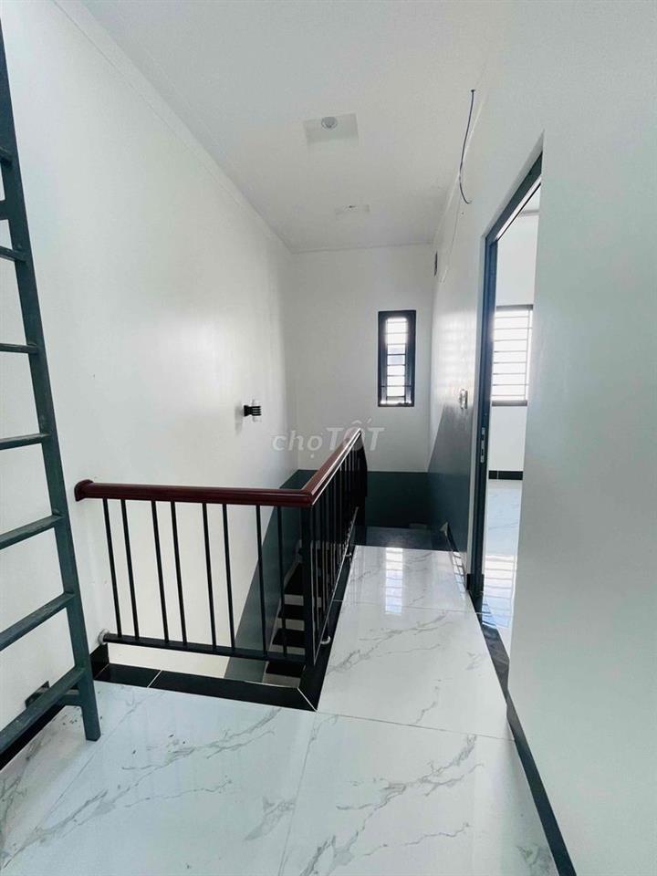 Bán nhà 65m2 đã hoàn thiện