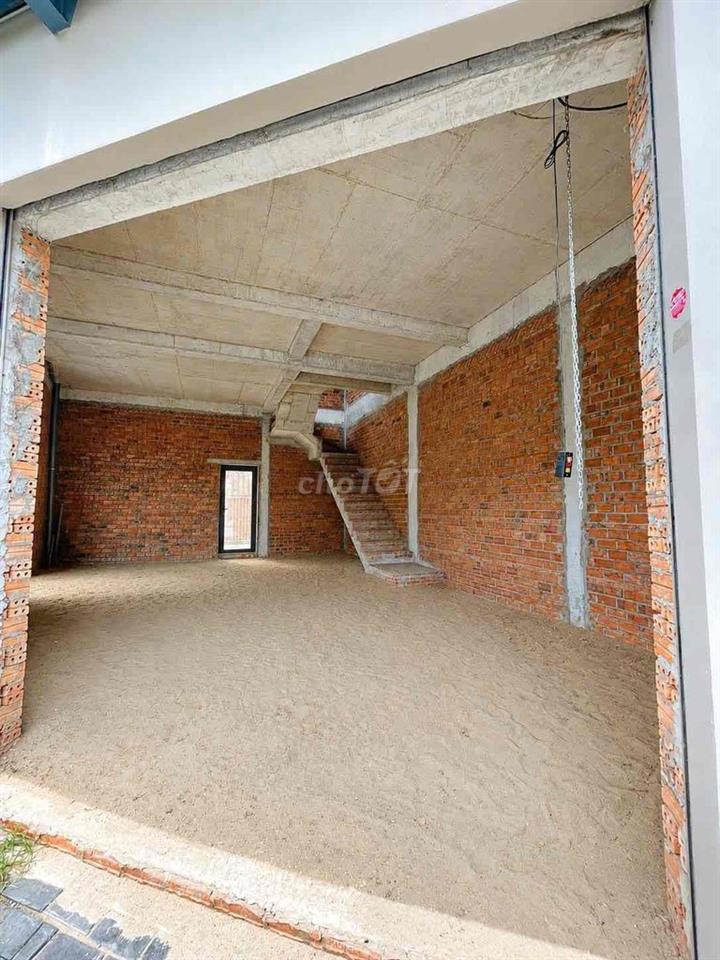 BÁN CĂN GÓC TÂY SÔNG HẬU