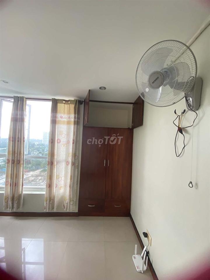 Tìm người ở ghép
