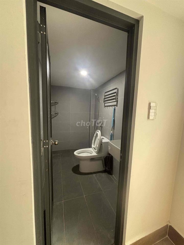 PHÒNG CÓ SÂN RIÊNG MỚI XÂYx LỐI ĐI RIÊNG – HẺM 180, NGUYỄN HỮU CẢNH –