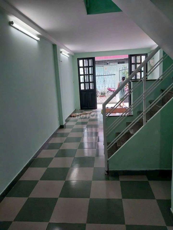 Nhà hẻm xe hơi Phan Huy Ích dt 4x18m 1 lầu