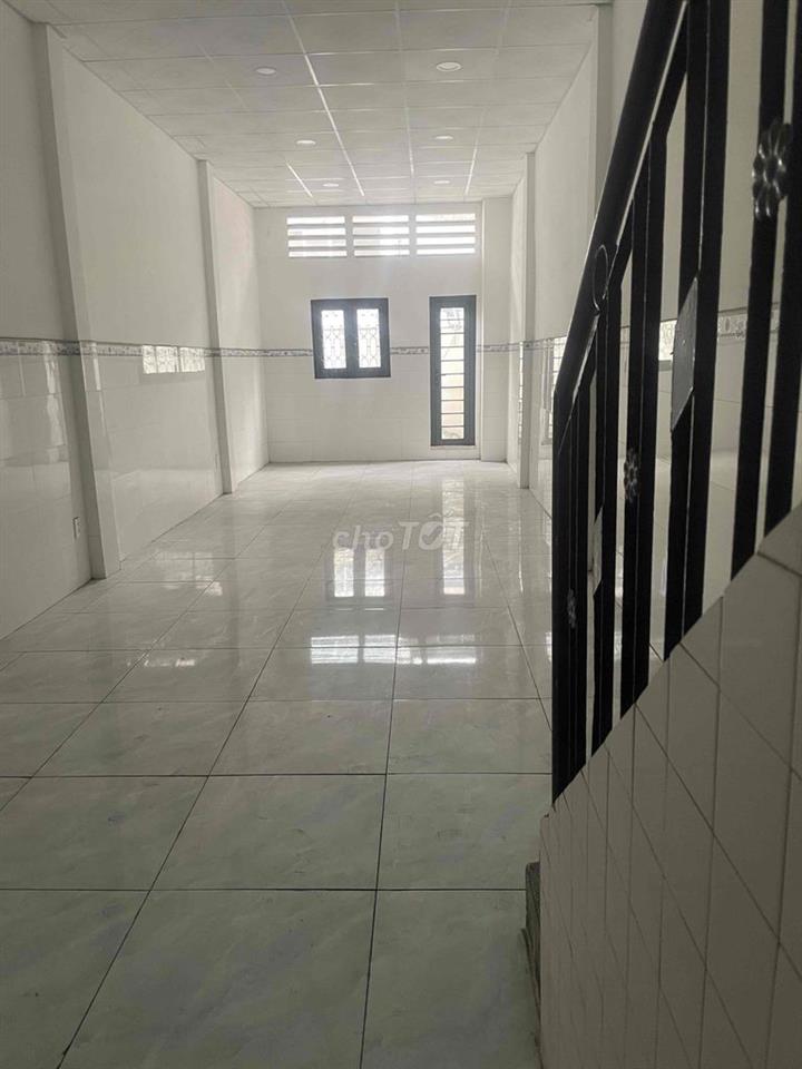 CHO THUÊ MẶT BẰNG VĂN PHÒNG QUẬN 10 7tr/tháng (38m2)