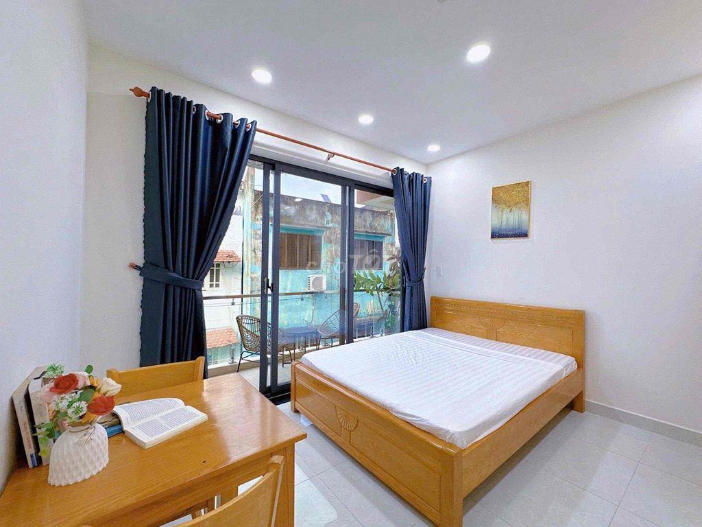 Cho thuê căn hộ ban công full nội thất ngay Lotte Mart gần RMIT,UFM