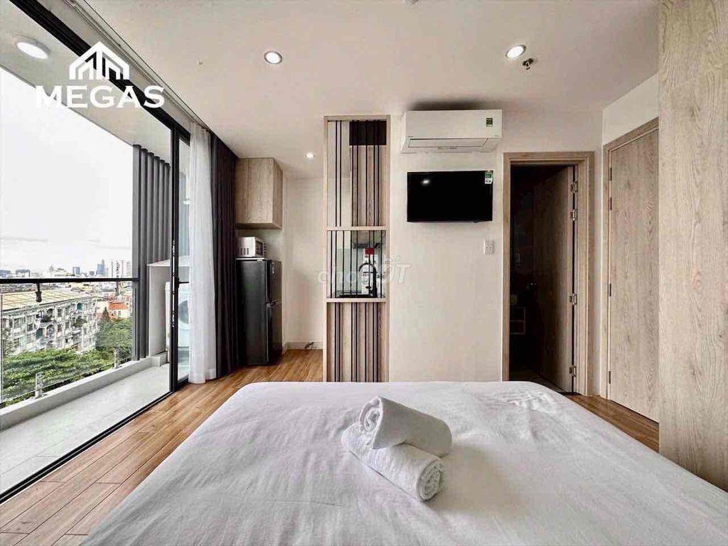 Cho thuê căn hộ ban công với chiếc view siêu đẹp gần Lotte Mart
