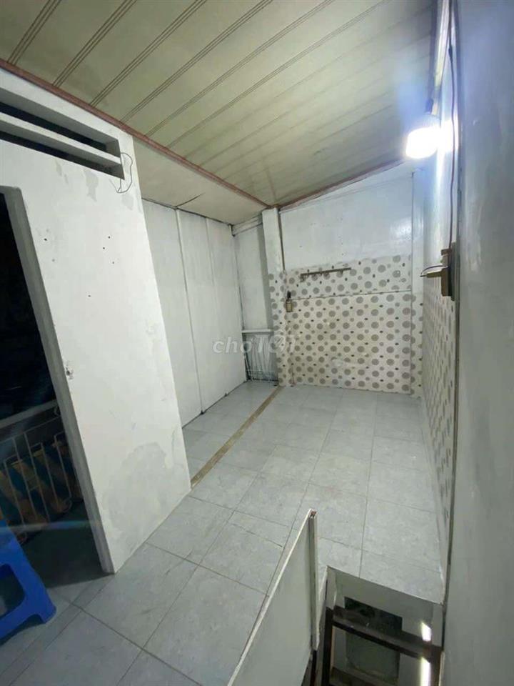 NHÀ NGUYÊN CĂN CHO THUÊ gần NGUYỄN VĂN CỪ
