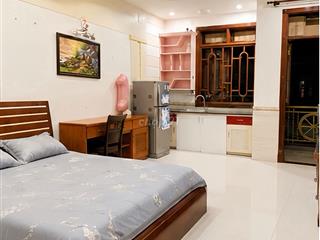 Cho thuê căn hộ mini 40m2 ban công siêu thoáng mát gần ngã 4 LLQ-ÂC