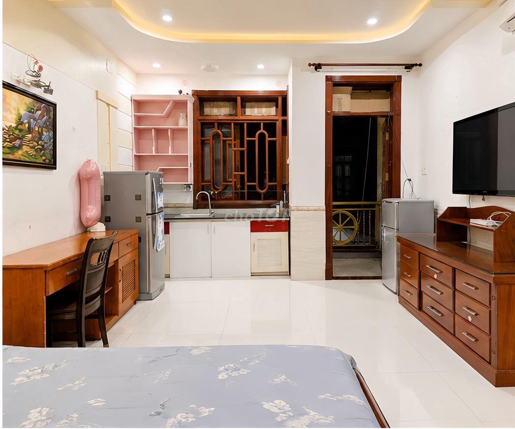 Cho thuê căn hộ mini 40m2 ban công siêu thoáng mát gần ngã 4 LLQ-ÂC