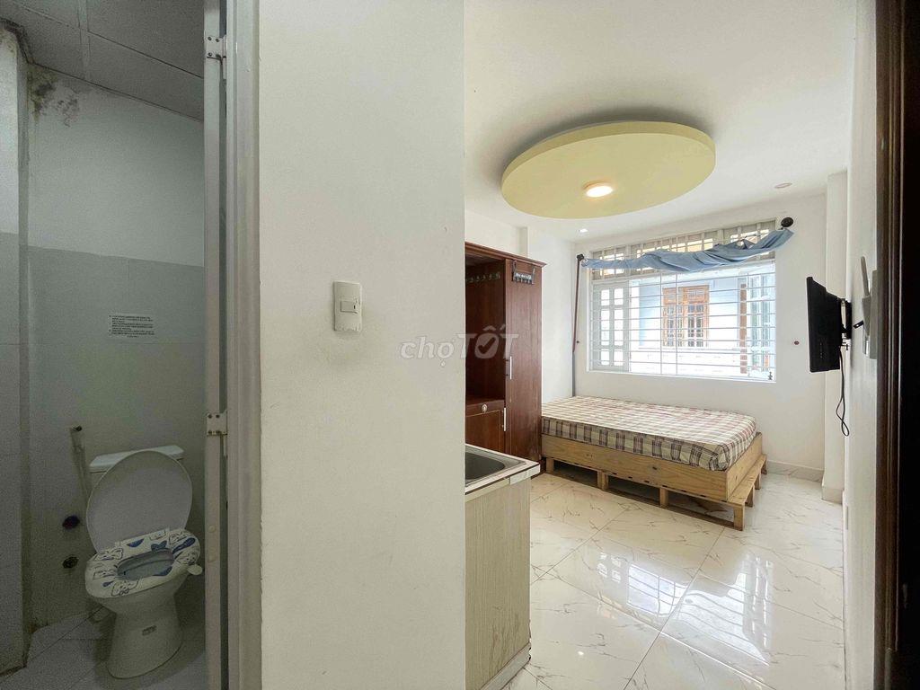 Phòng trọ cửa sổ,bếp