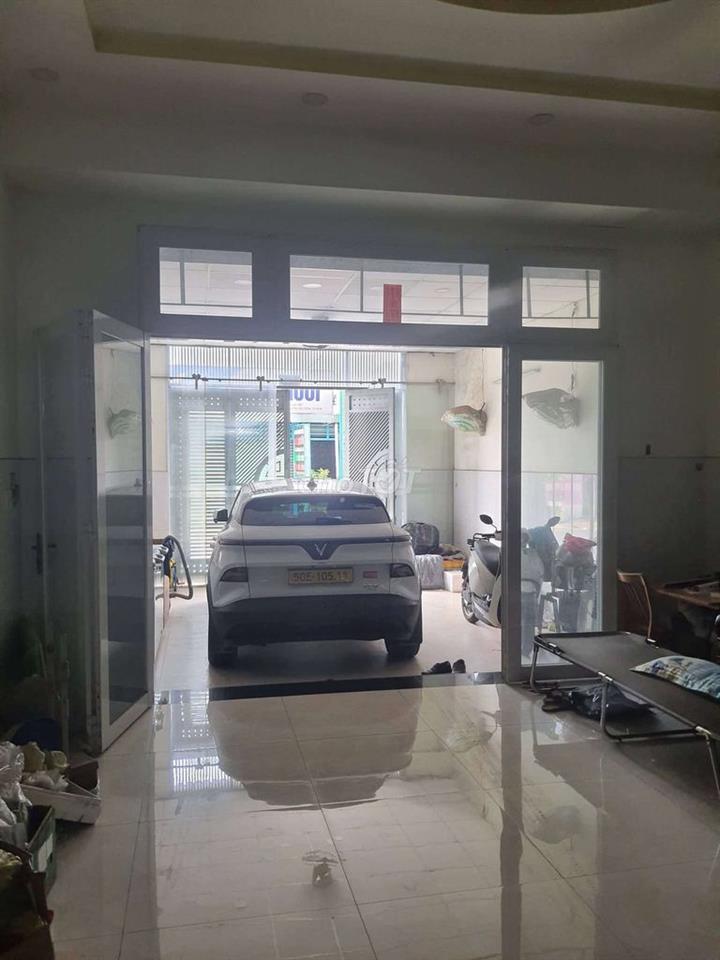 Nhà 5x19m đúc 3 tấm mặt tiền Bà Điểm 5
