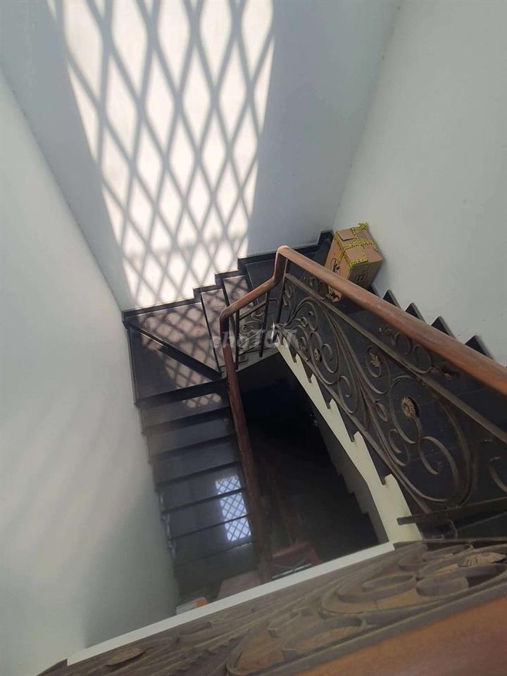 Nhà 5x19m đúc 3 tấm mặt tiền Bà Điểm 5