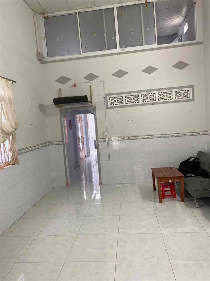 Nhà thuê gần chợ phú xuân