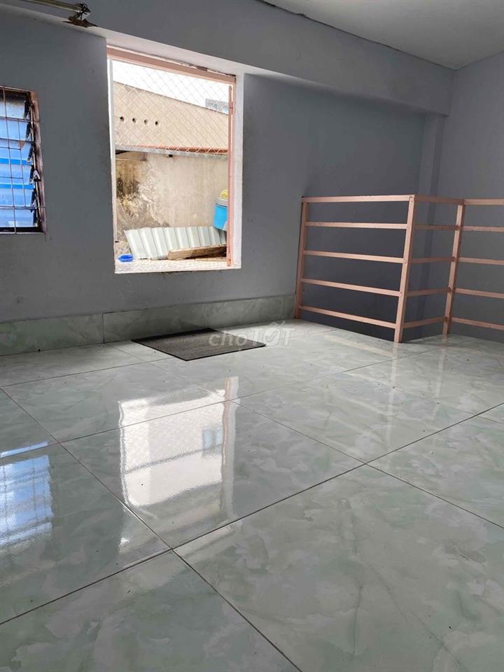 Nhà thuê gần chợ phú xuân