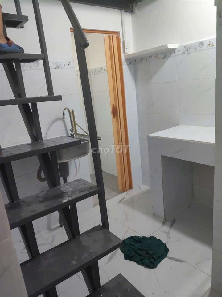 CHO THUÊ NHÀ 1 TRỆT 1 LẦU GIÁ RẺ – TRUNG TÂM PHÚ NHUẬN (6.5 TRIỆU)