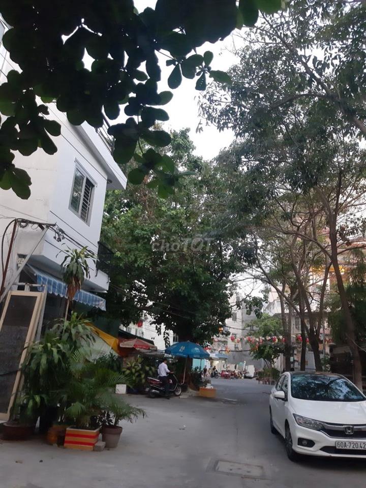 Chính chủ cho thuê nhà nguyên căn mặt tiền P Khánh Hội Q4