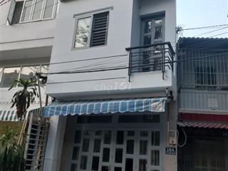 Chính chủ cho thuê nhà nguyên căn mặt tiền P Khánh Hội Q4