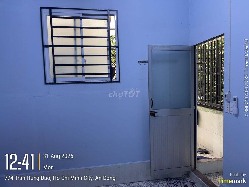 Phòng cho thuê giá rẻ, thuận tiện cho Sinh viên đi học, đi làm thêm. 