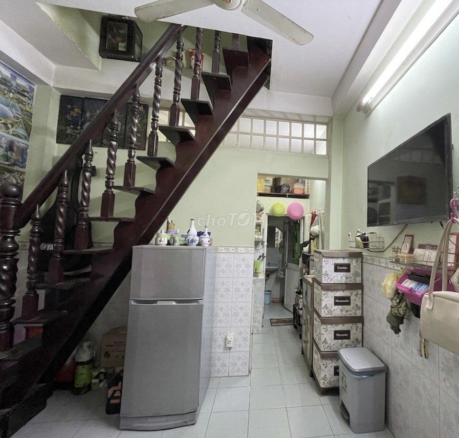 Nhà cho thuê Q8 ngay chợ Nhị Thiên Đường chính chủ, giá 7tr