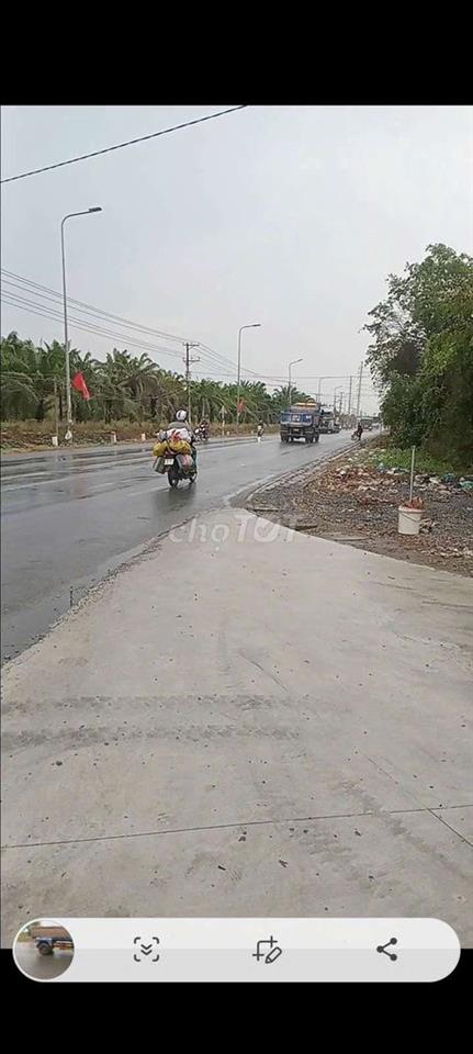 Ngộp ..chính chủ cần bán đất Đức Hòa