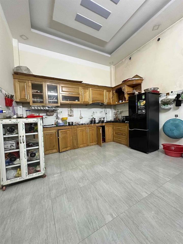 MẶT TIỀN ĐƯỜNG KINH DOANH -VỊ TRÍ ĐẮT ĐỊA - GIÁ RẺ