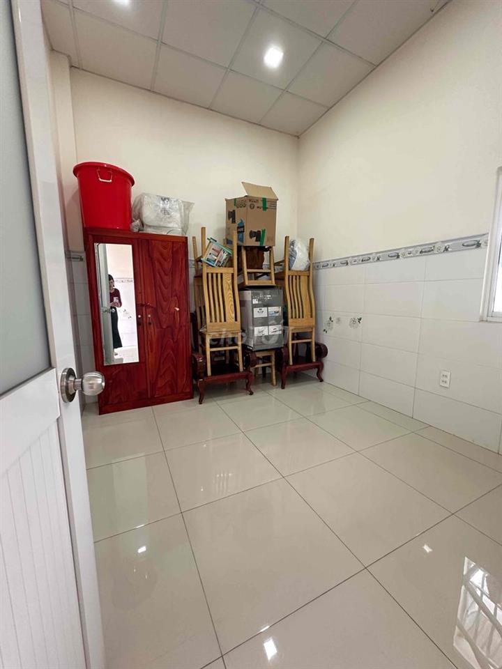 MẶT TIỀN ĐƯỜNG KINH DOANH -VỊ TRÍ ĐẮT ĐỊA - GIÁ RẺ