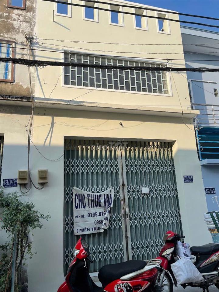 Nhà cho thuê nguyên căn Hương lộ 2 hẻm xe hơi, nhà trống